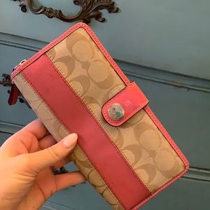 Coach wallet